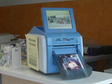 Stampa di foto digitali su cartoncino lucido o opaco, stampa su CD/DVD